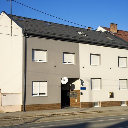 Apartmani Infinity Osijek Exterior photo