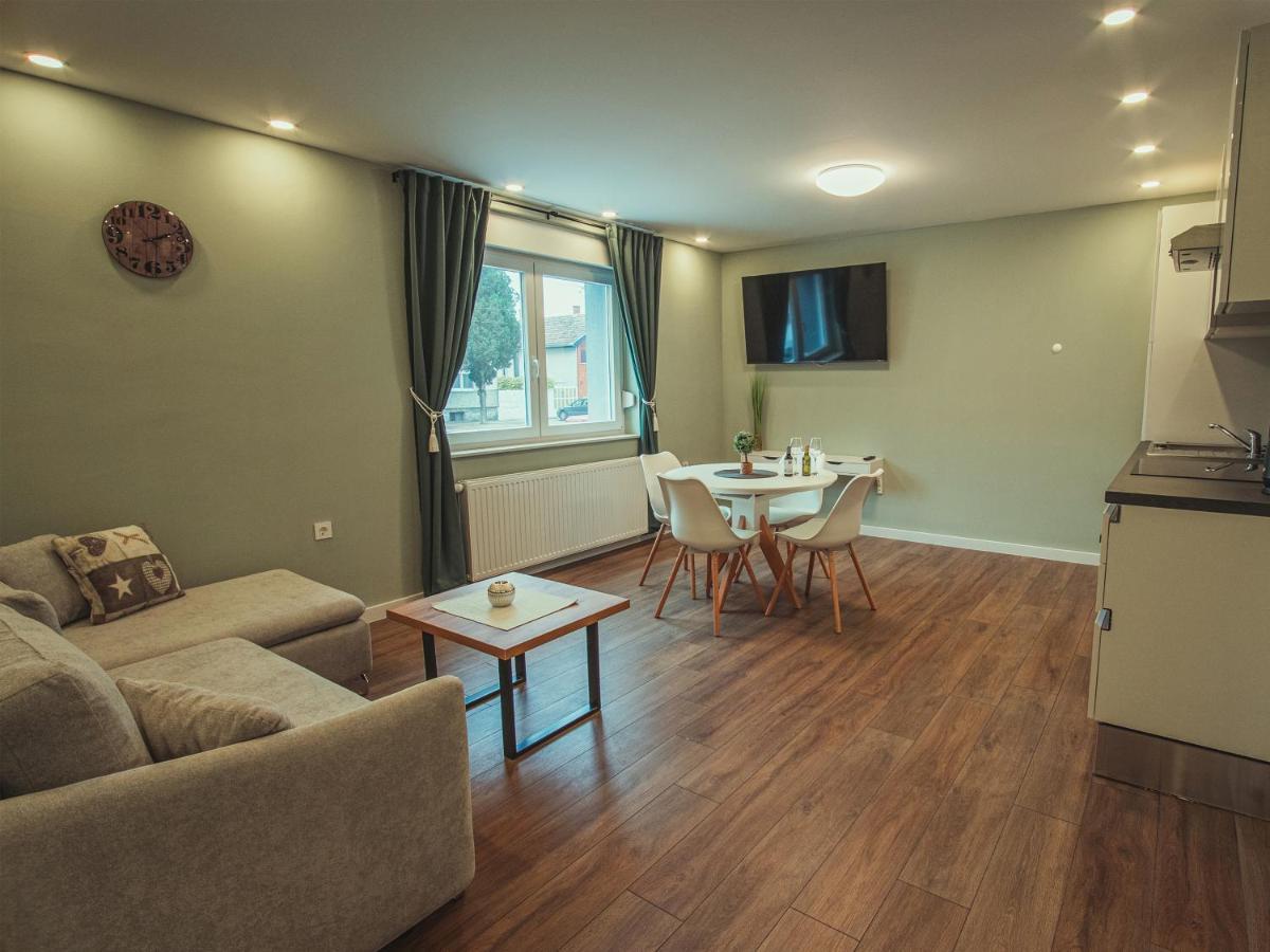 Apartmani Infinity Osijek Exterior photo