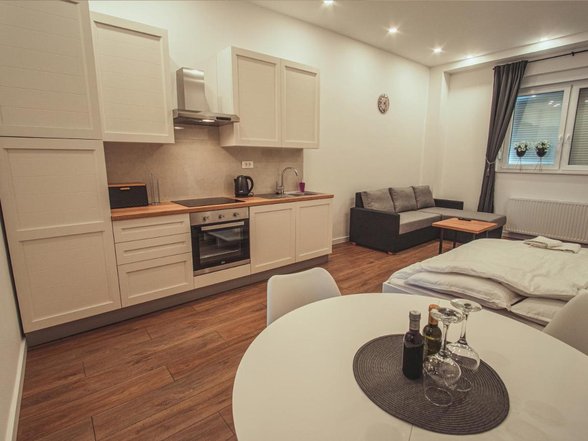 Apartmani Infinity Osijek Exterior photo