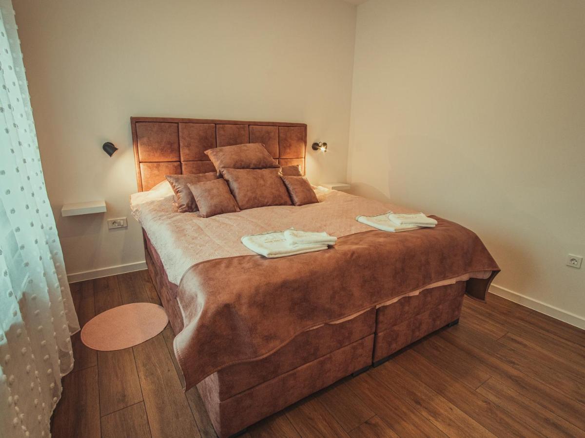 Apartmani Infinity Osijek Exterior photo