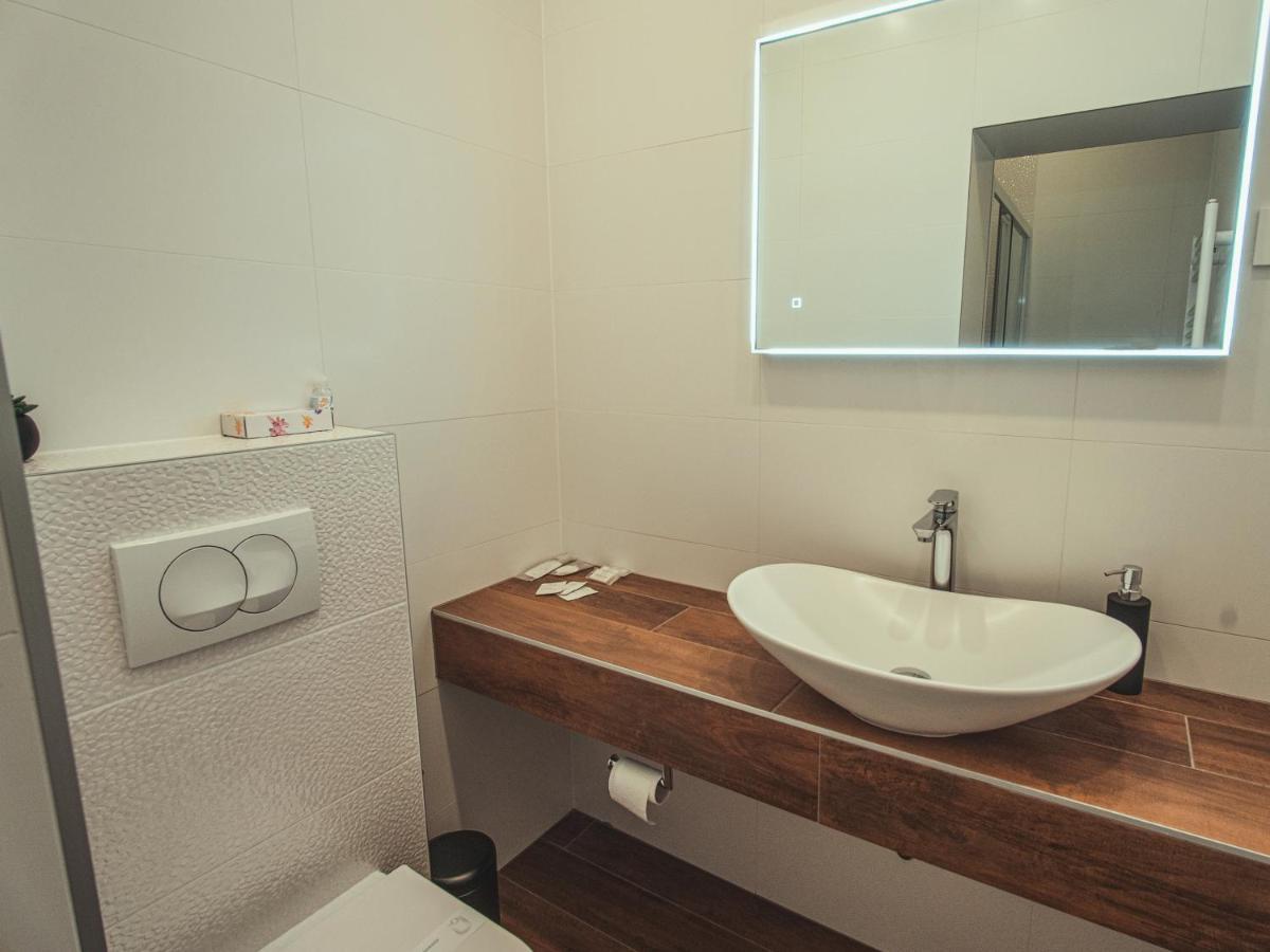 Apartmani Infinity Osijek Exterior photo