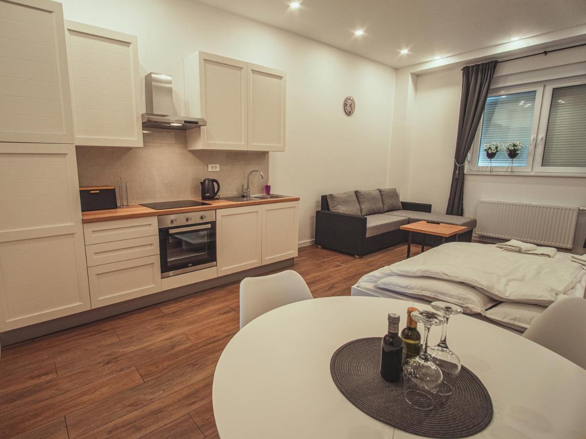 Apartmani Infinity Osijek Exterior photo