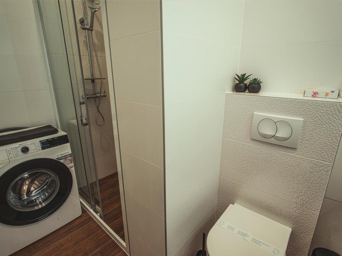 Apartmani Infinity Osijek Exterior photo