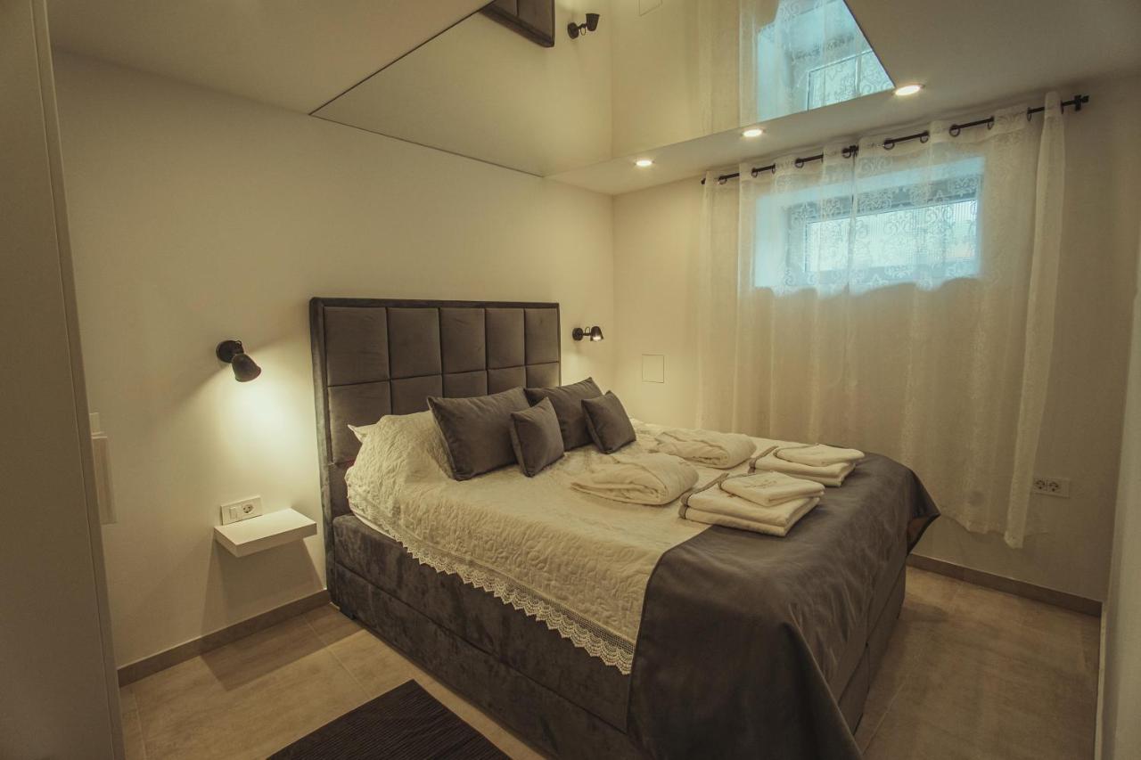 Apartmani Infinity Osijek Exterior photo