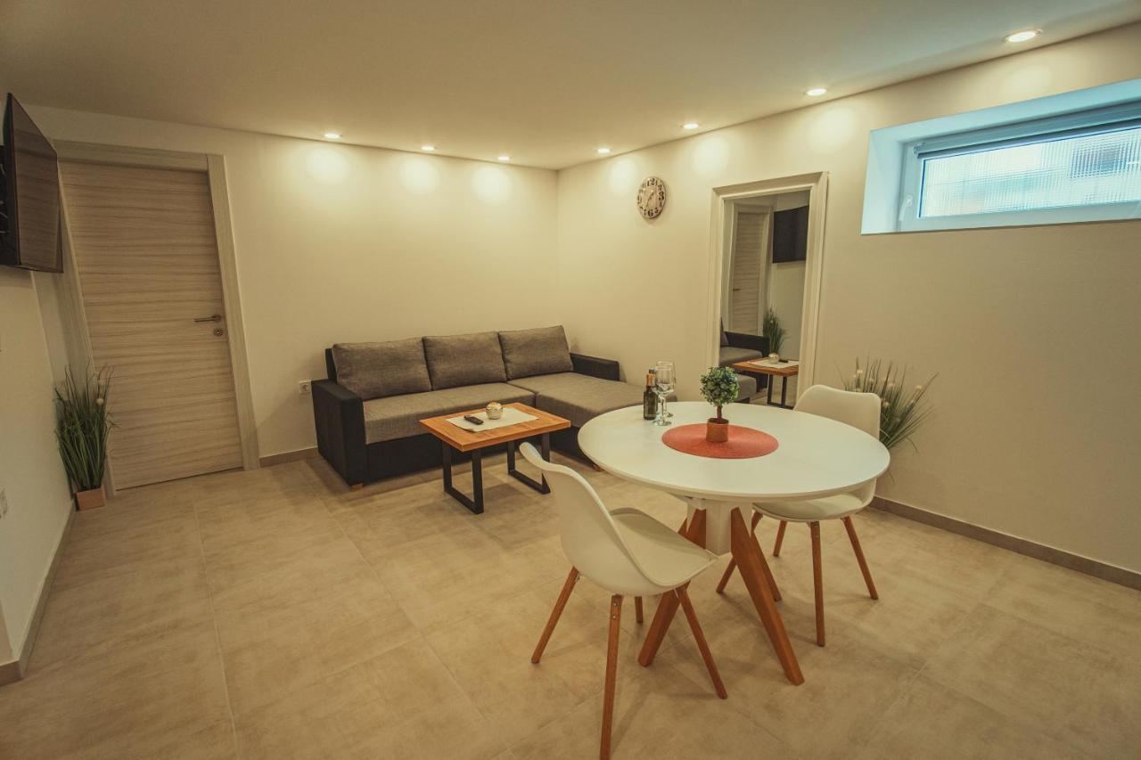 Apartmani Infinity Osijek Exterior photo